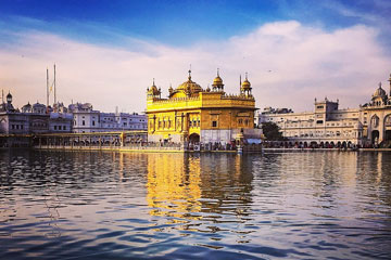 Golden Temple with Wagah Border Tour